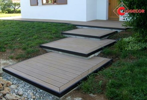 07 allee en escalier bois composite  023648300 0917 18042014