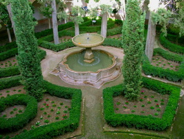 01 andalousie-grenade-alhambra--jardin-serail-1