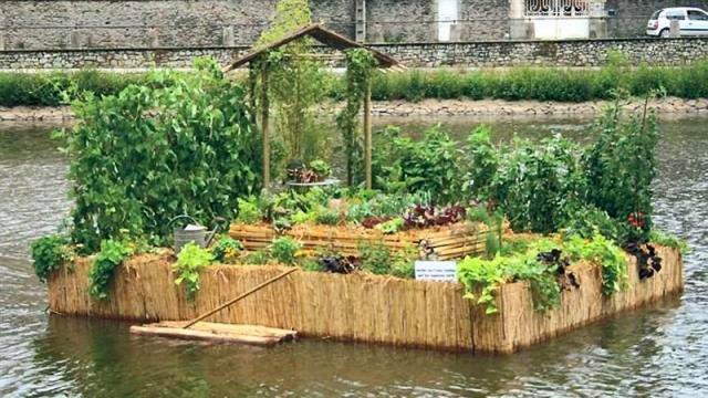 06 balade-au-jardin-bientot-des-jardins-flottants-sur-la-mayenne-laval.jpg