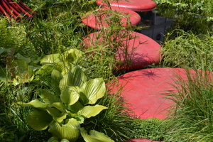 ; 10 The British Heart Foundation Mending Broken Hearts Appeal Garden, sponsored by Brewin Dolphin, designed by Ann-Marie Powell  (10)