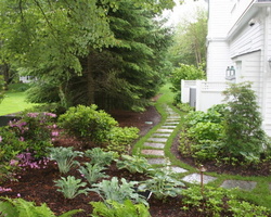 05 curved-garden-path-design-garden-landscape-ideas
