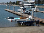 ; 0 Régis met son bateau à l'eau