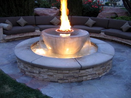 12 backyard-fire-pit-landscaping-ideas